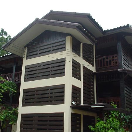Baan Lotus Guest House 大城 外观 照片