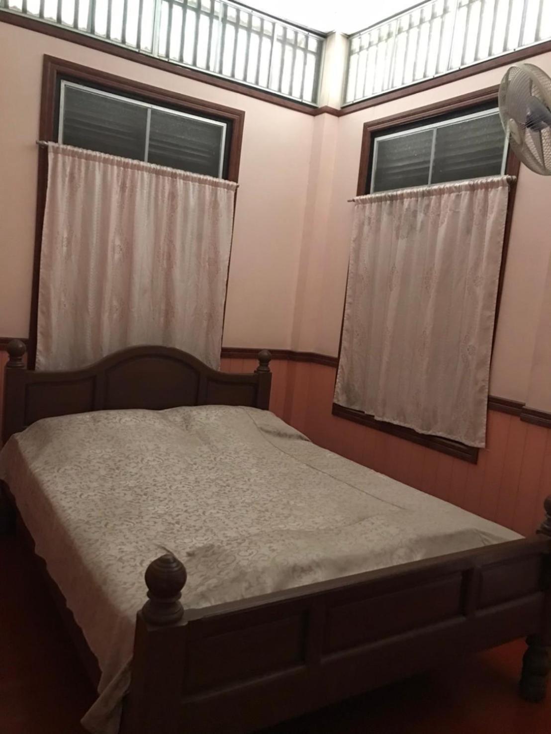 Baan Lotus Guest House 大城 外观 照片